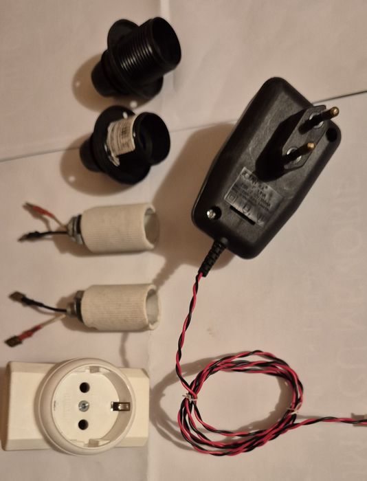 Transformator priza 2-12v+triplu ștecher+dulii E14