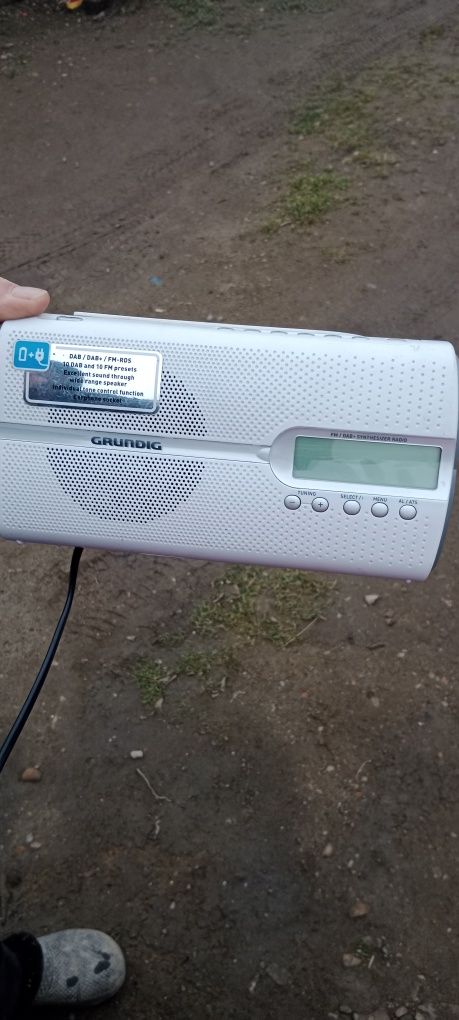 Vând Radio gruning Nou