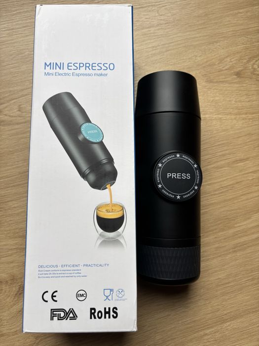 Espresor portabil cu acumulator + usb cu cafea macinata sau capsule