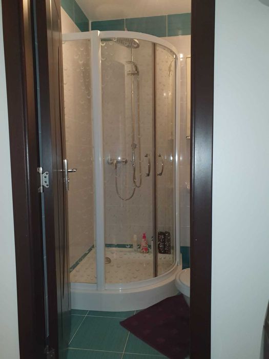 Vand apartament 4 camere zona Spitalul Judetean