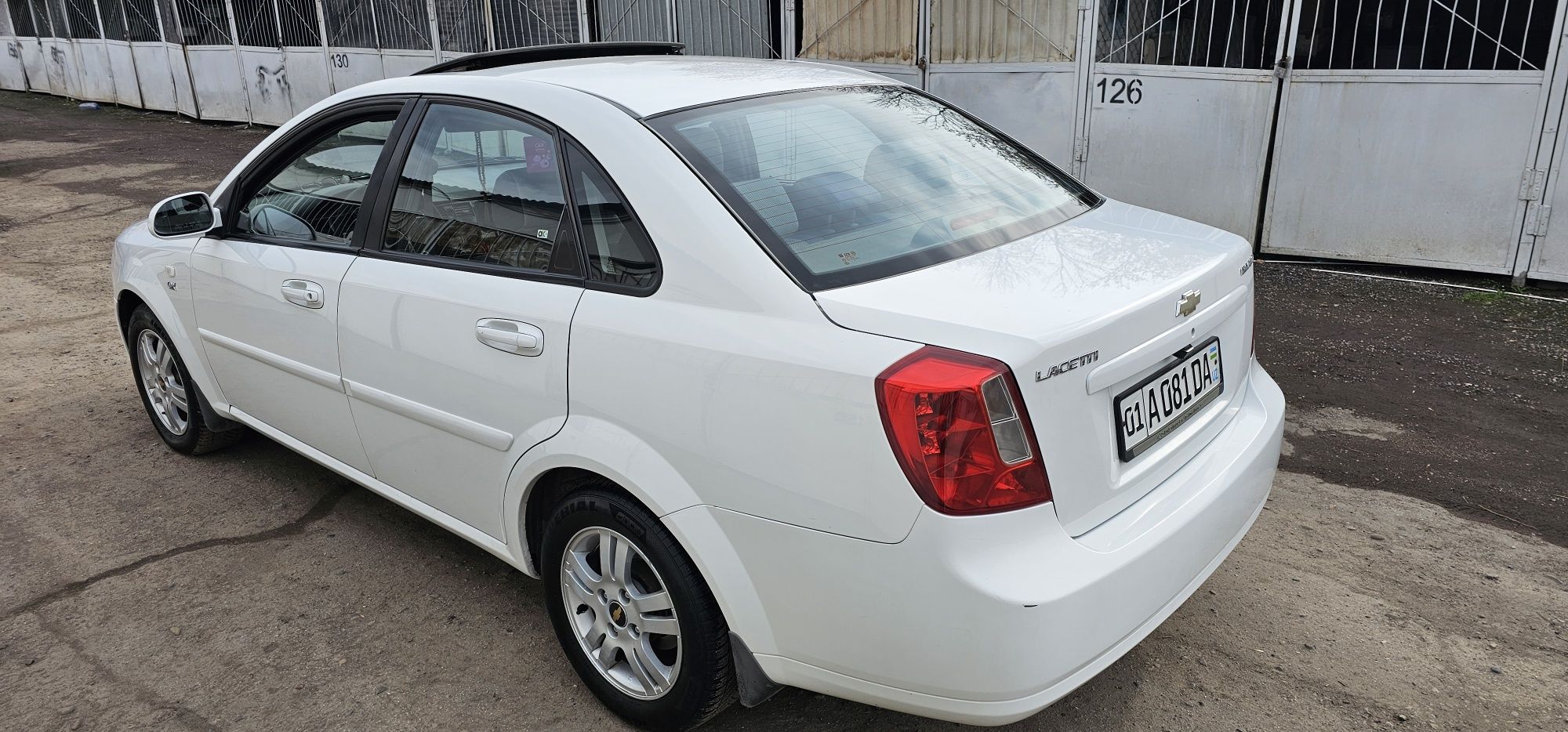 Продам авто Lacetti 1,8