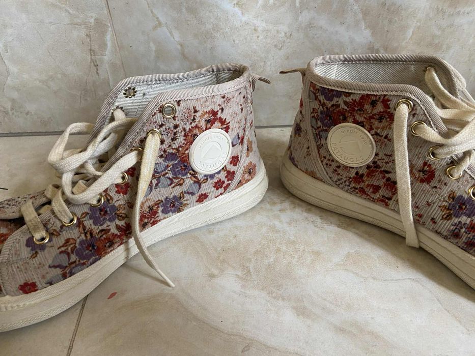 Използвани дамски Кецове Pataugas, номер 39