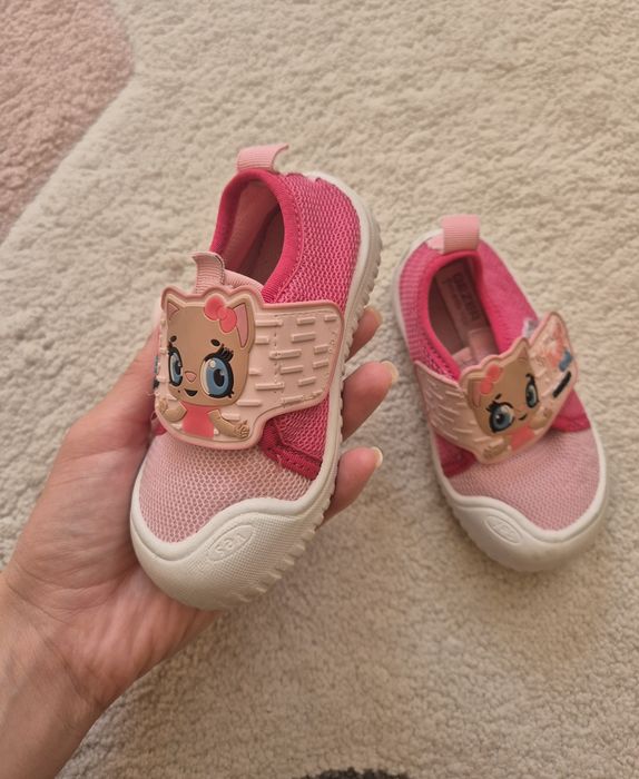 Детски дишащи пантофки/обувки за момиче