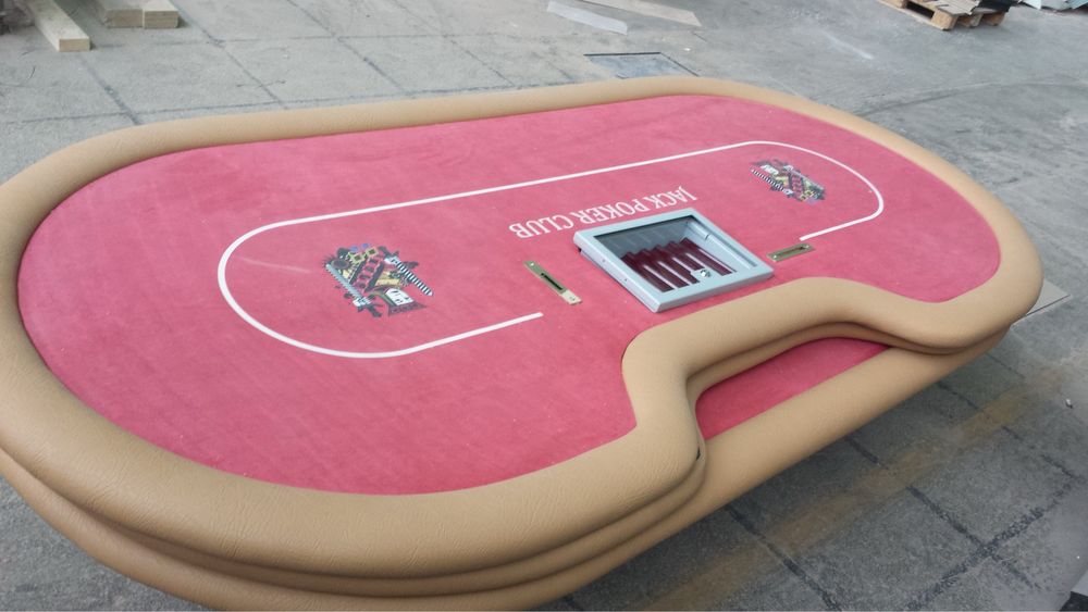 Produc mese de poker in 24 ore livrare rapida din STOC CustomTables.eu
