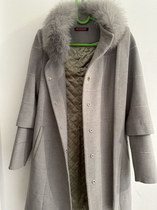 Пальто сатылады