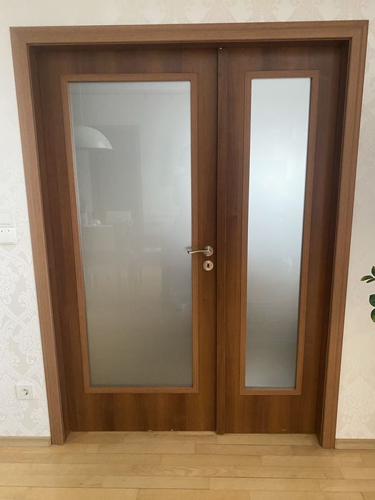 Интериорни врати