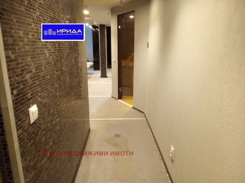 Продава се Заведение в София, Карпузица - 1000 кв.м за 1250 €/кв.м - Снимка #1