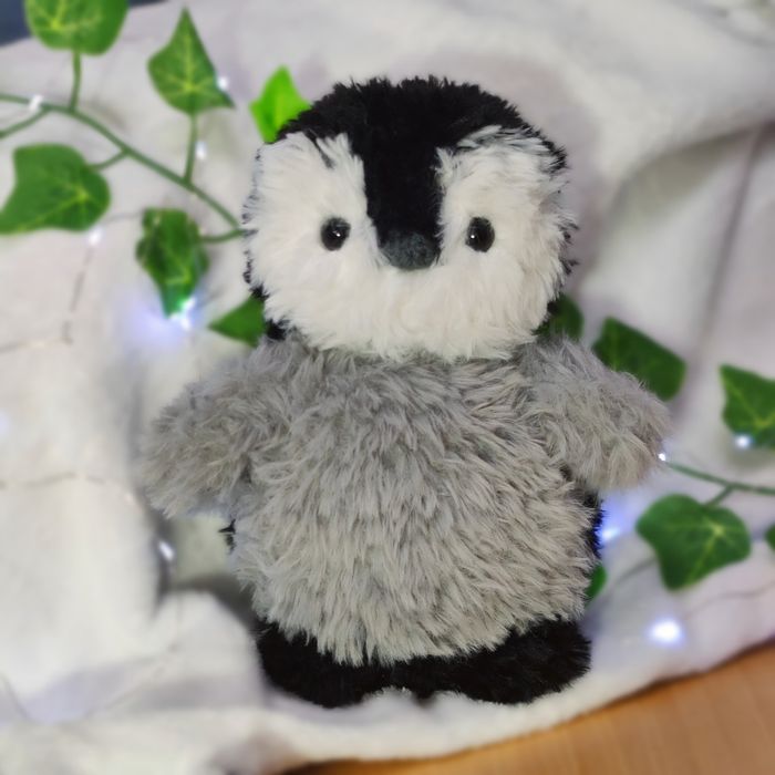 Подарок/Вязаная игрушка пингвин