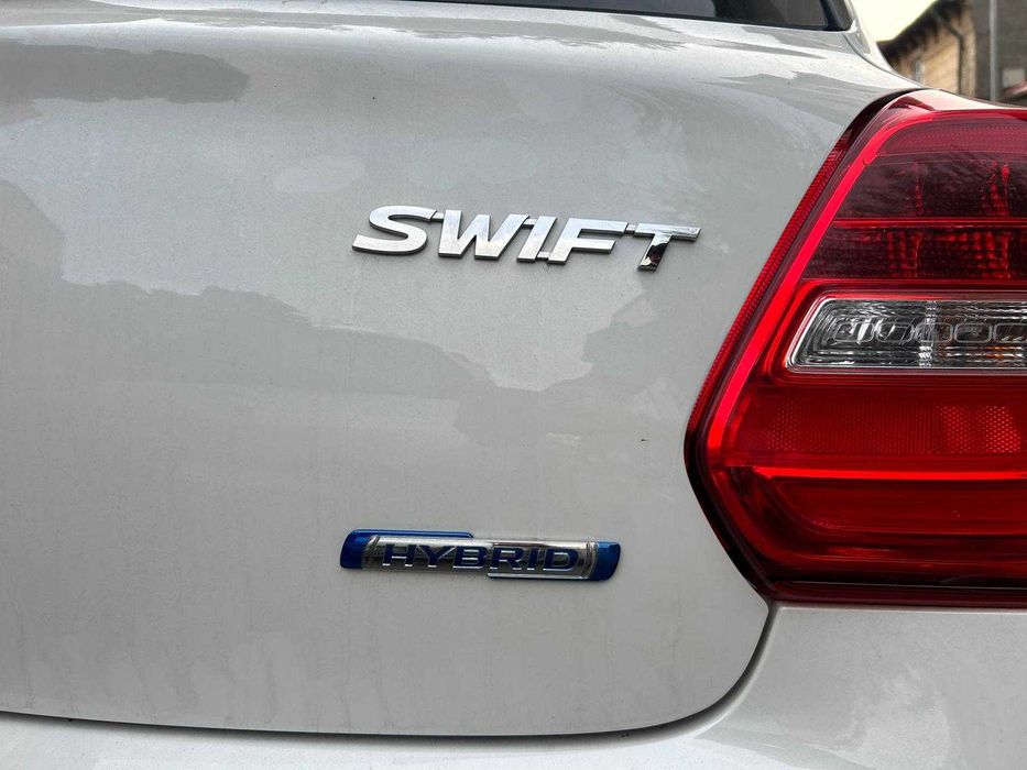 Vand Suzuki Swift 1.2 Hybrid Cool Hatchback