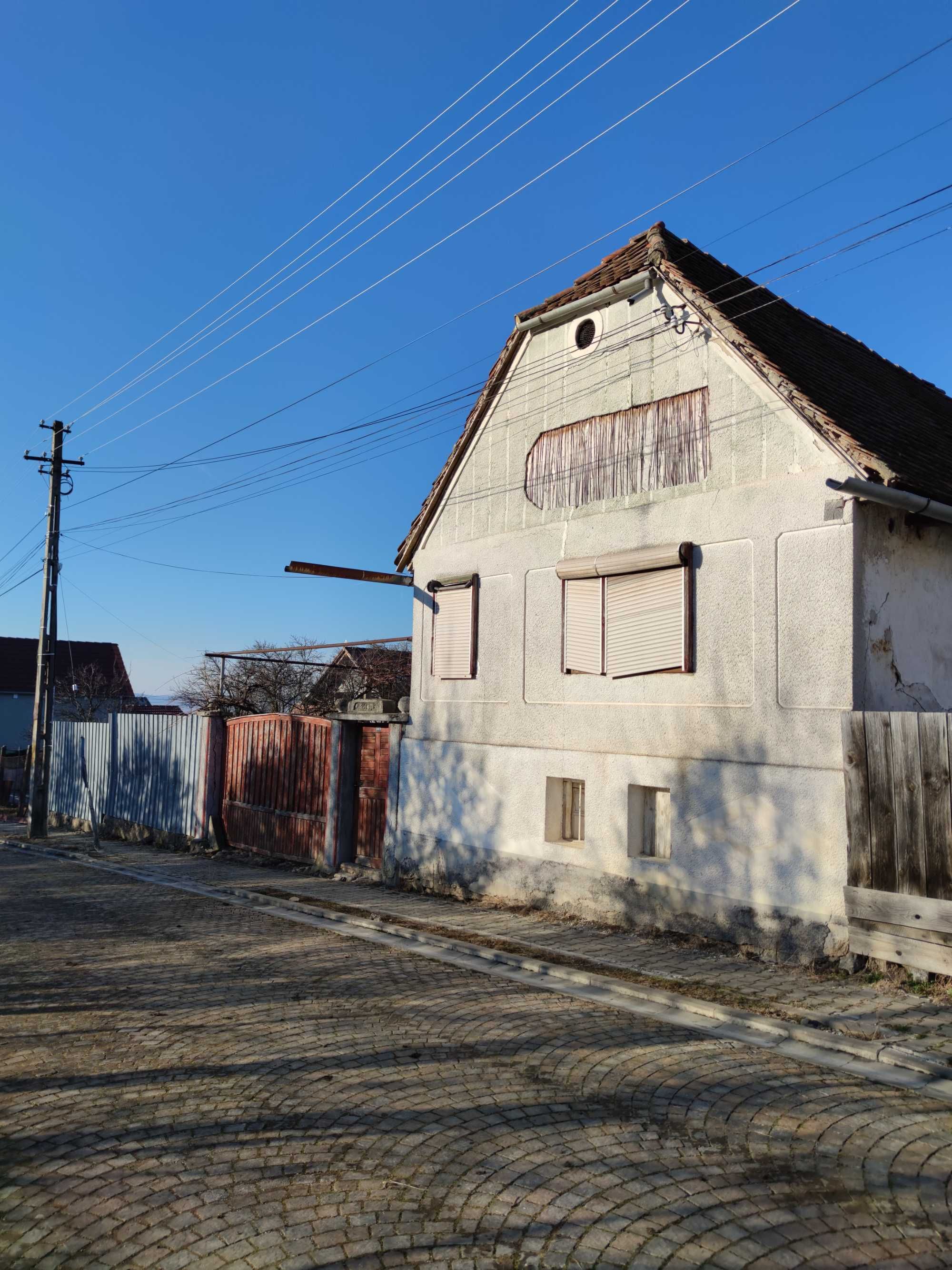 Casa individuala cu gradina -> 1000 m2. Poplaca, Sibiu