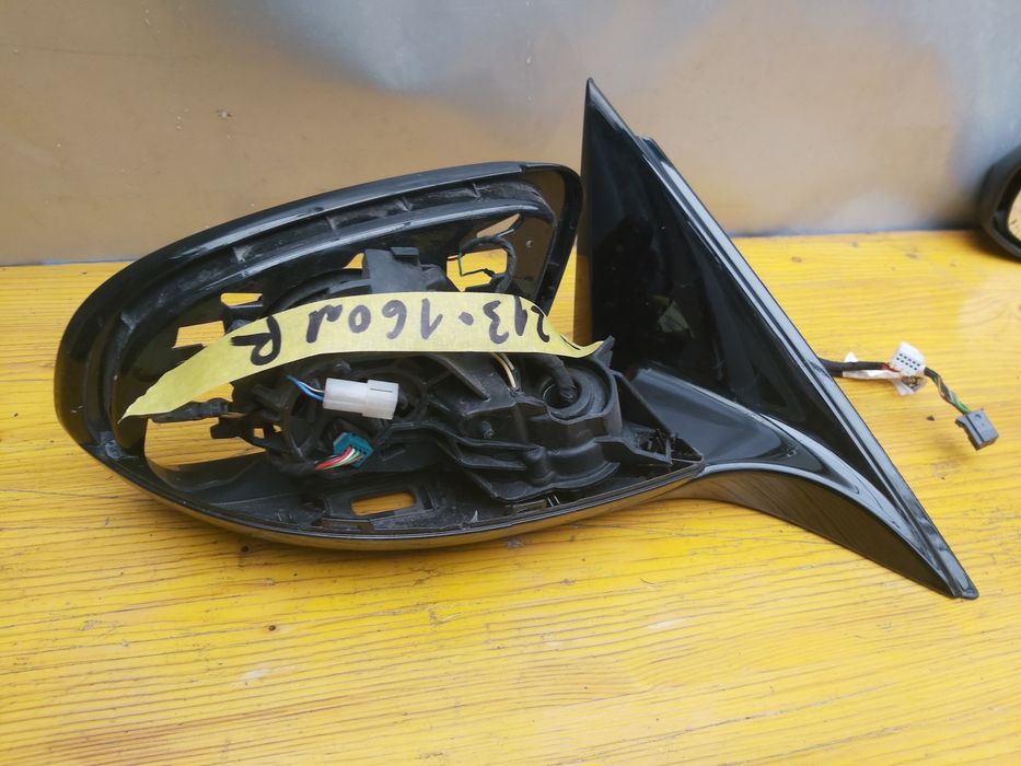 Огледало мерцедес W213  Mercedes W213