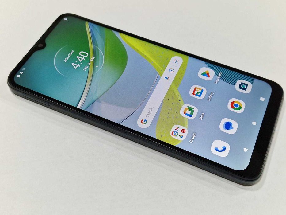 Motorola Moto E13 64GB 2GB RAM Dual