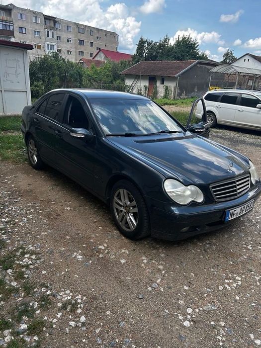 Mercedes Clasa C 2.2