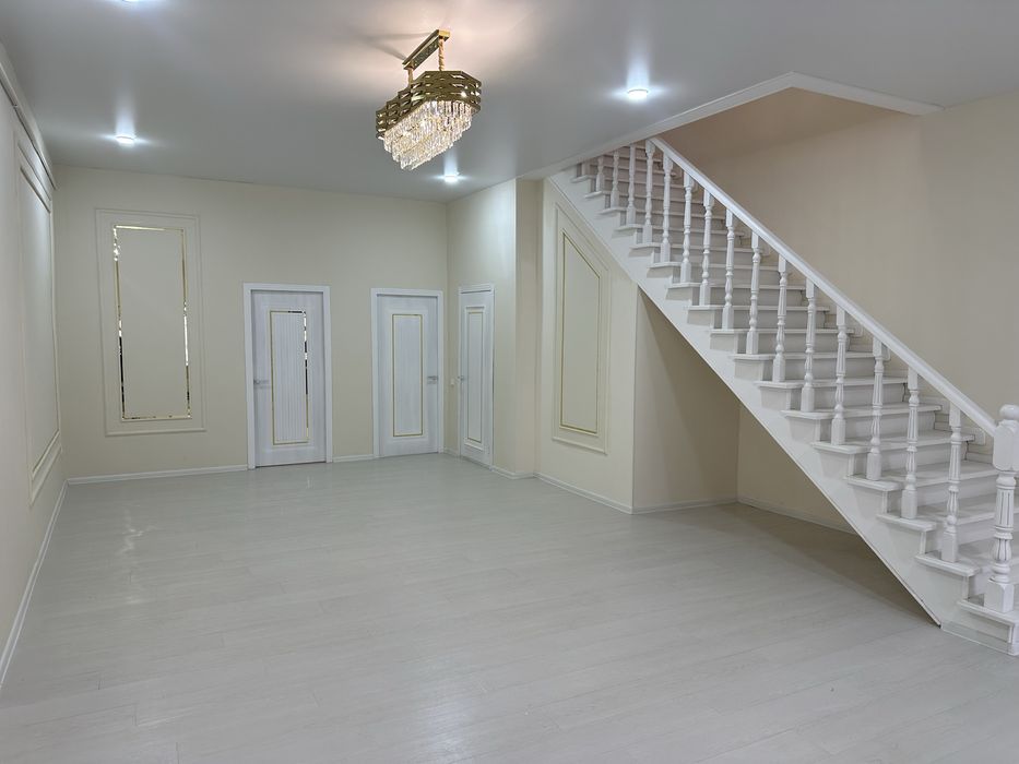 100кв уй сотилади