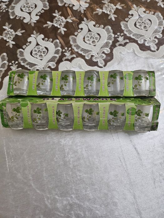 Фужер большой и маленький
