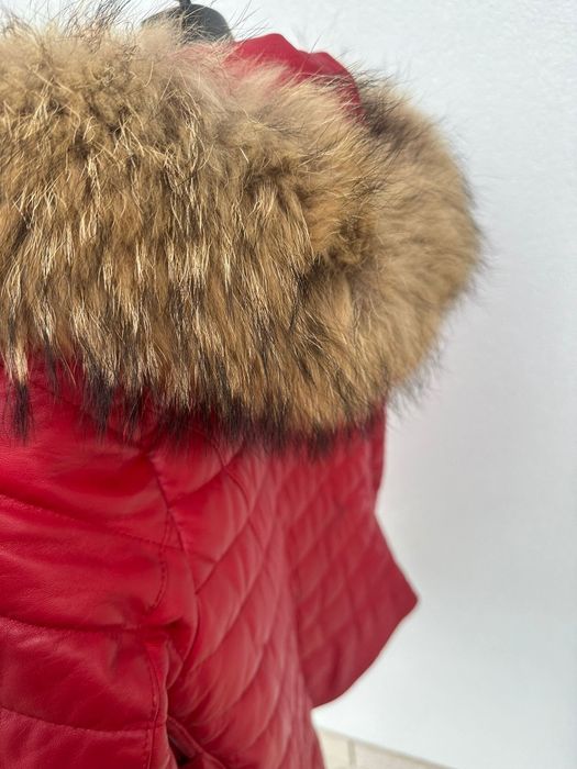 Geacă piele cu guler de vulpe