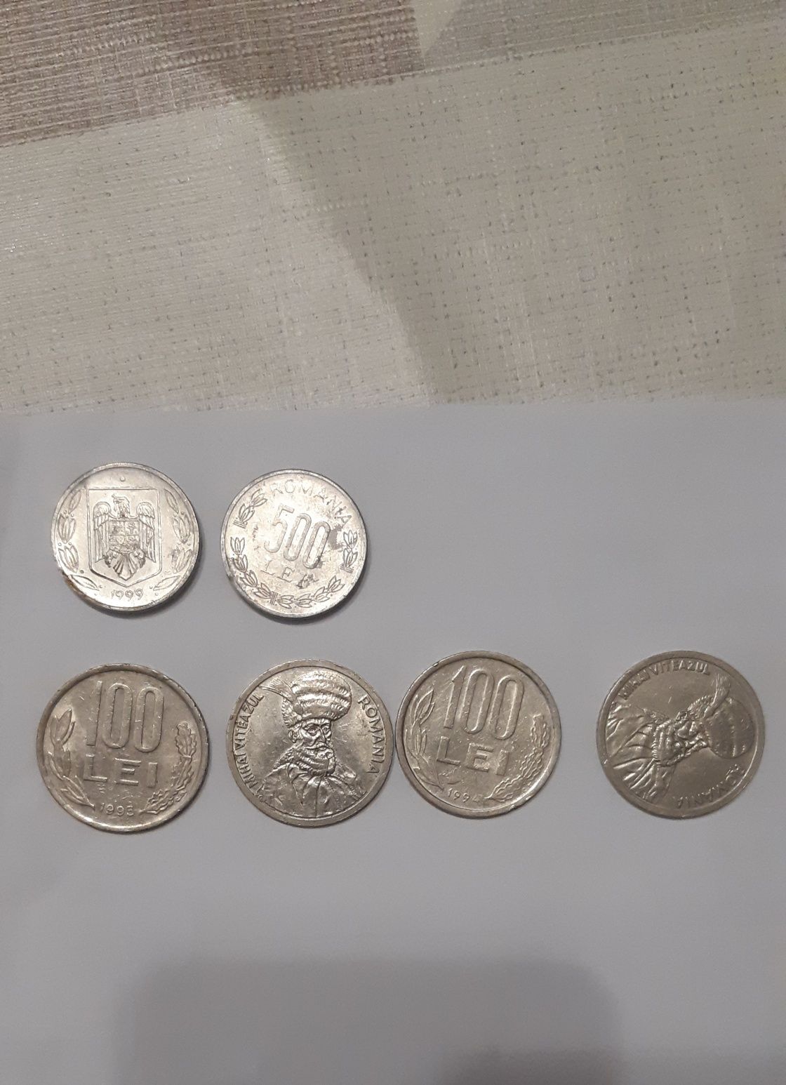 Monedă veche  de 100 si 500 lei