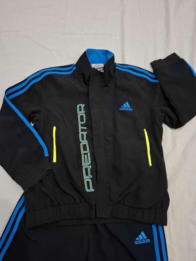 Детски екип на adidas