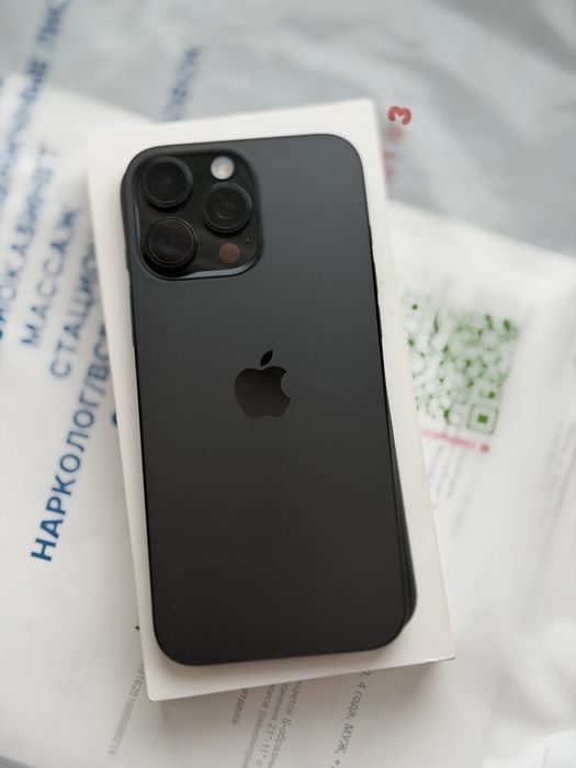 Продам, айфон 16 про макс 512гб.