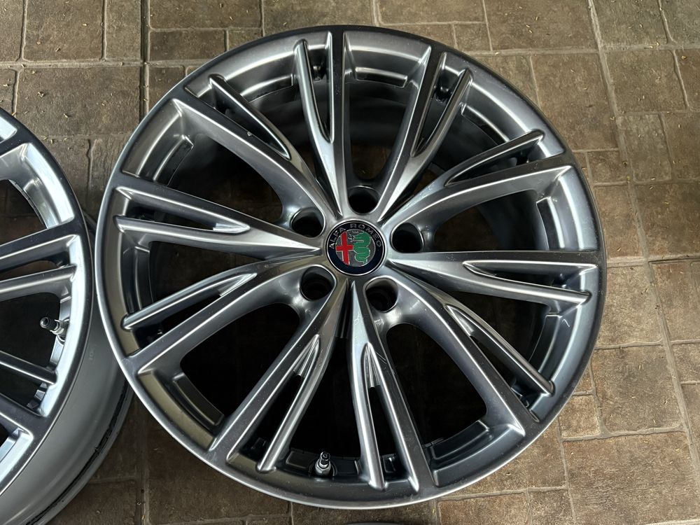 Оригинални джанти Alfa Romeo Stelvio 18" 5х110
