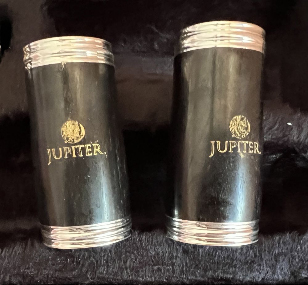 Clarinet Jupiter 18 clape ( abanos ) + muștiuc Vandoren