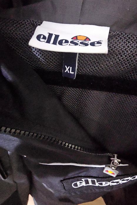 Оригинален анорак Ellesse XL размер