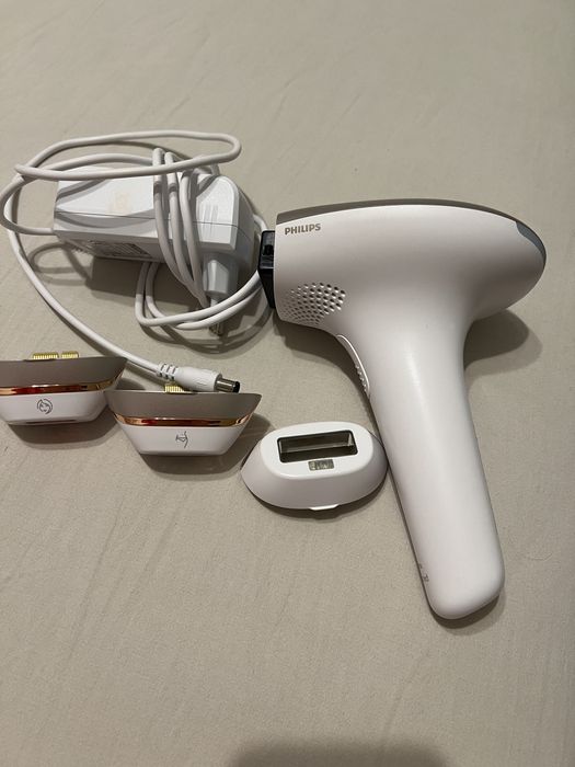 Epilator IPL Philips Lumea 250.000 impulsuri