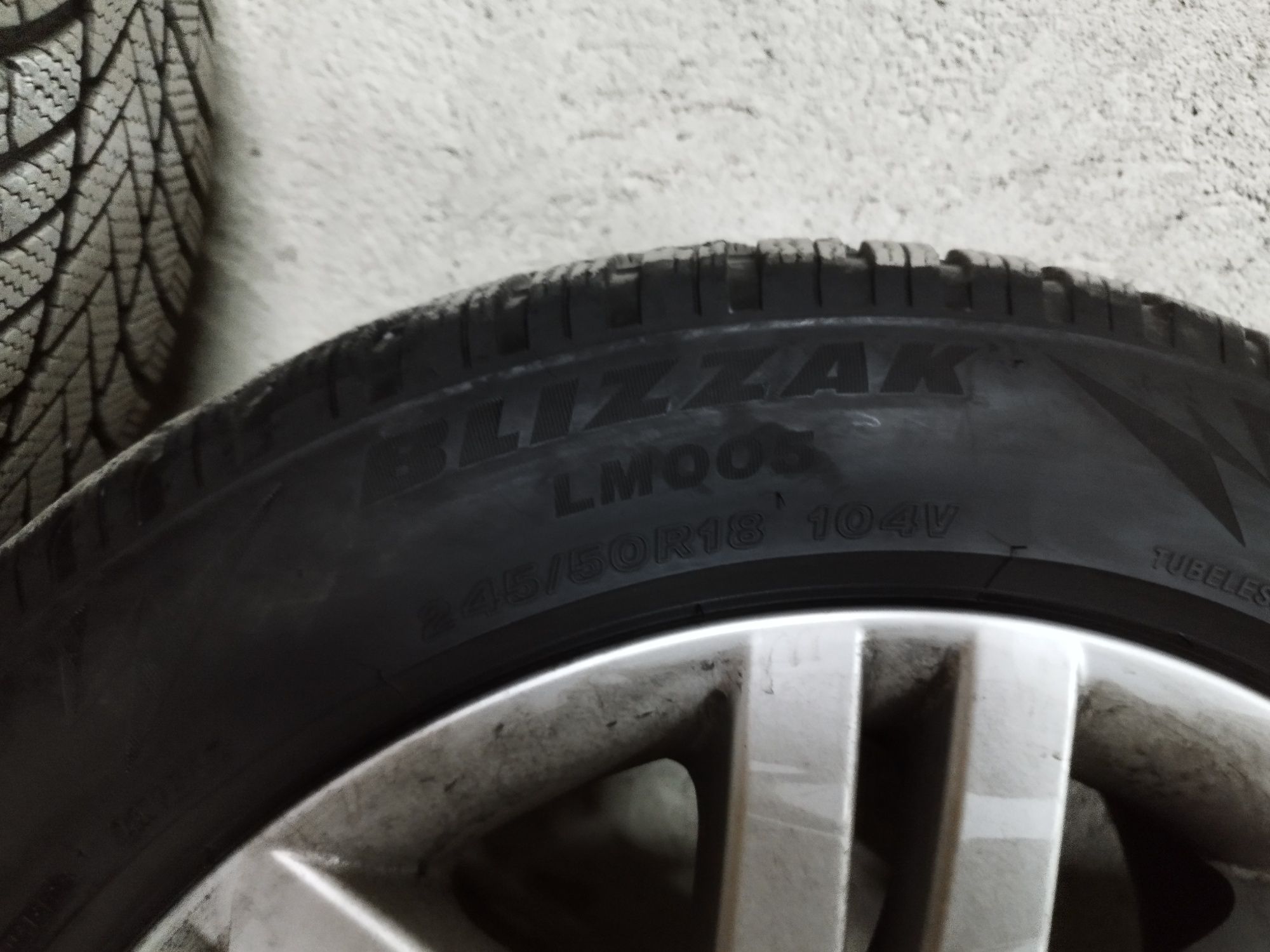 Зимни гуми 18 " Bridgestone Blizzak LM005 с джанти за БМВ
