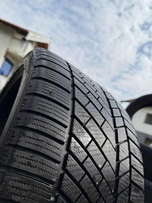 Комплект зимни гуми спорт пакет 255/40/20 285/35/20