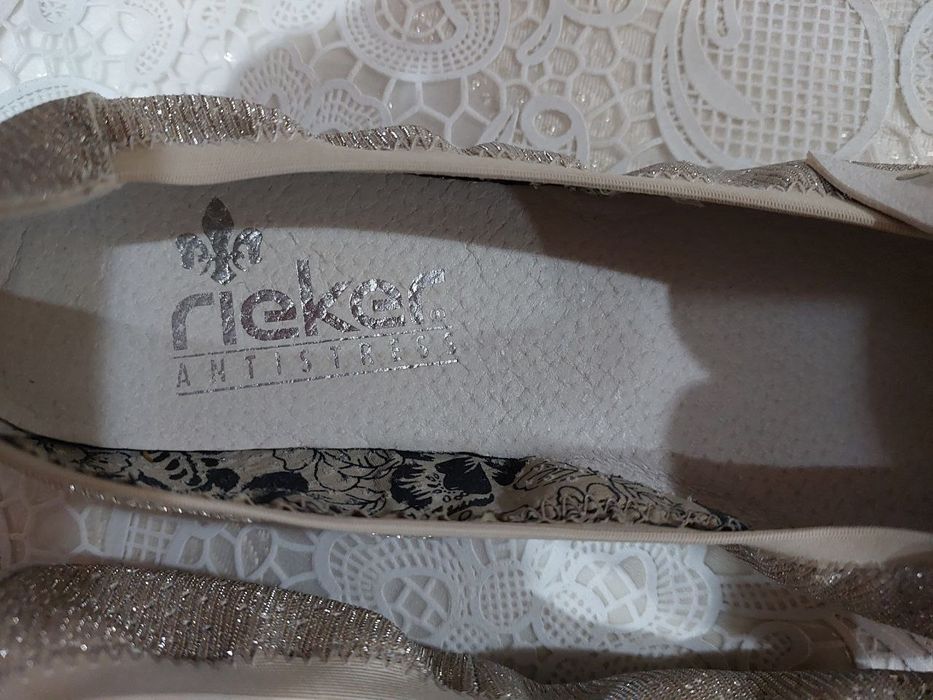 Продается женская обувь новая