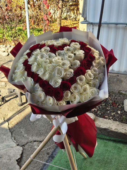 Букет цветов сердце