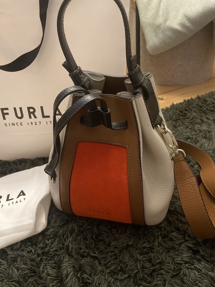 НАМАЛЕНИЕ ЧАНТА furla оригинална