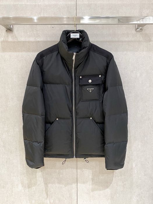 Geaca Prada colectie noua