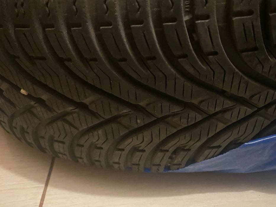 Anvelope Iarna Kleber(Michelin) 185-65-R15 + Jante + Capace - Ca noi