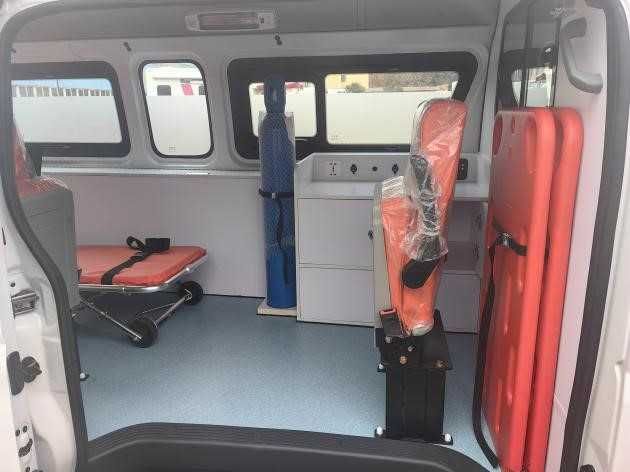 Машина скорой помощи Foton View C2 Ambulance/ бензин/ допоборудование