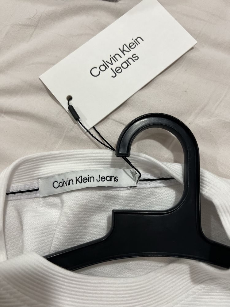 Тениска на Calvin Klein