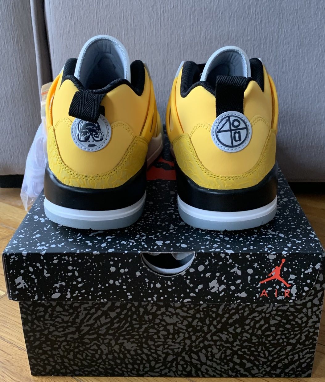 Jordan Spizike Low Lightning EU42.5