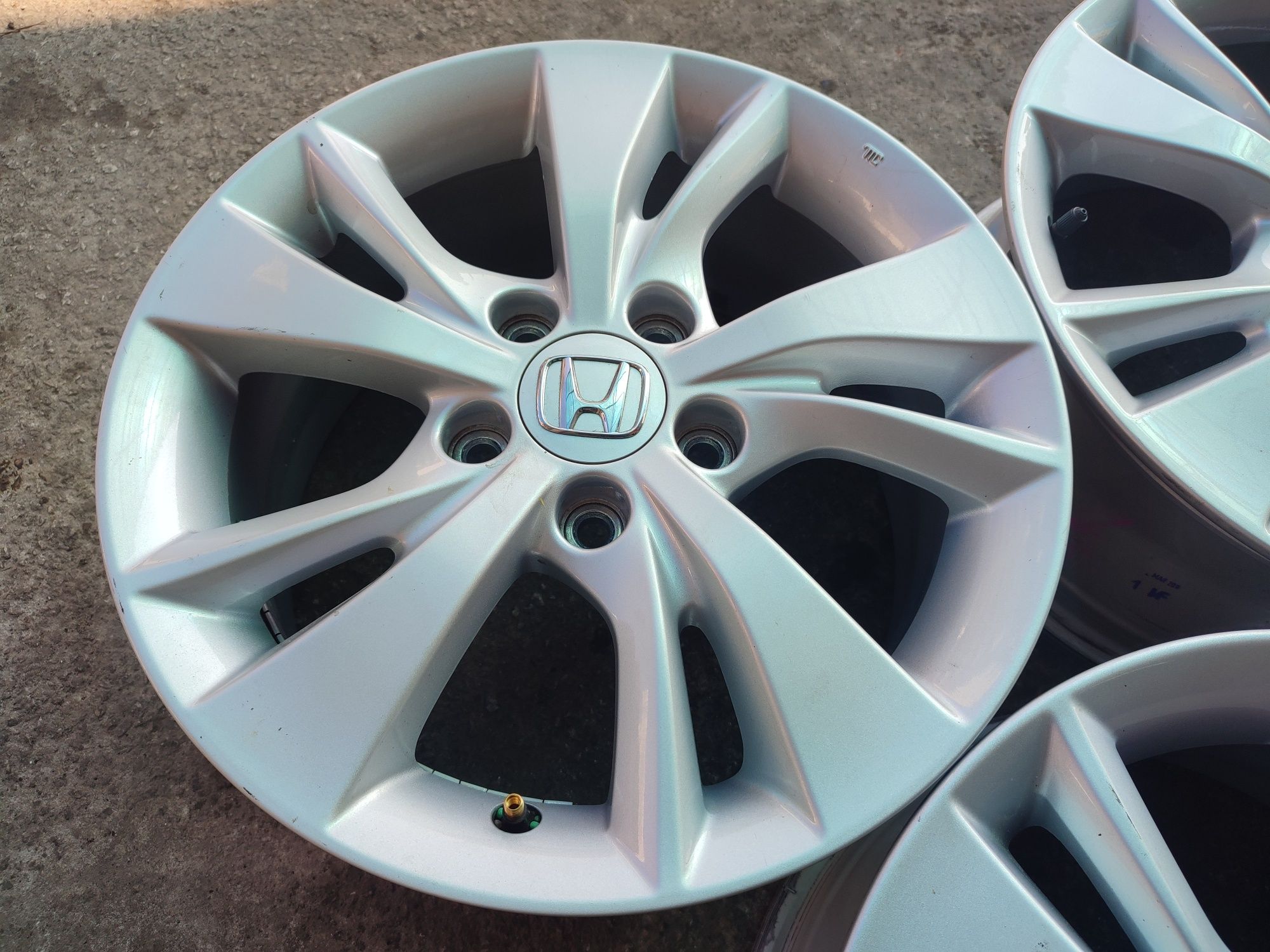 16" оригинални алуминиеви джанти за Honda F RV,Civic,Accord...