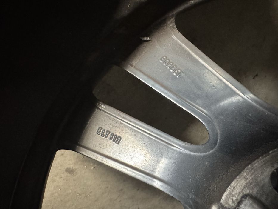 Jante Skoda 17” + anvelope de iarna Bridgestone