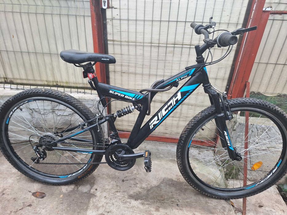 Bicicleta de vinzare