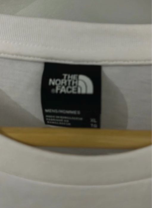 135 Tricou The North Face