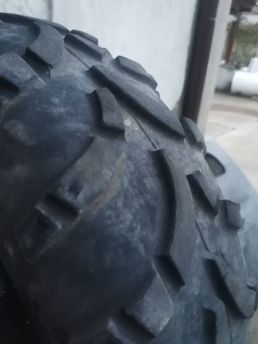 Продавам гуми за АТВ