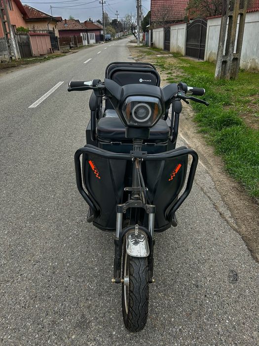 Scuter Electric 2 persoane