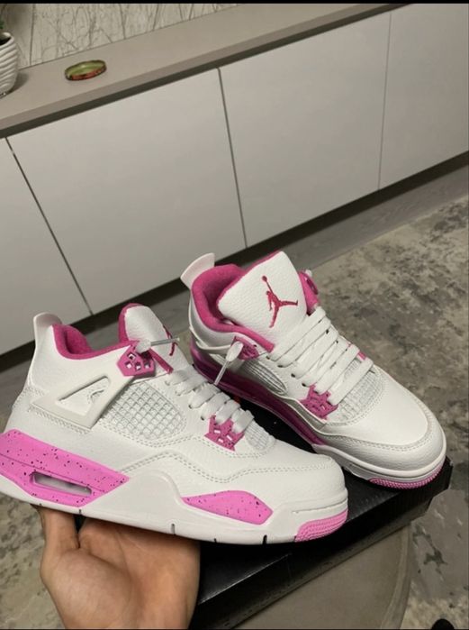 !SALE! Jordan 4 pink