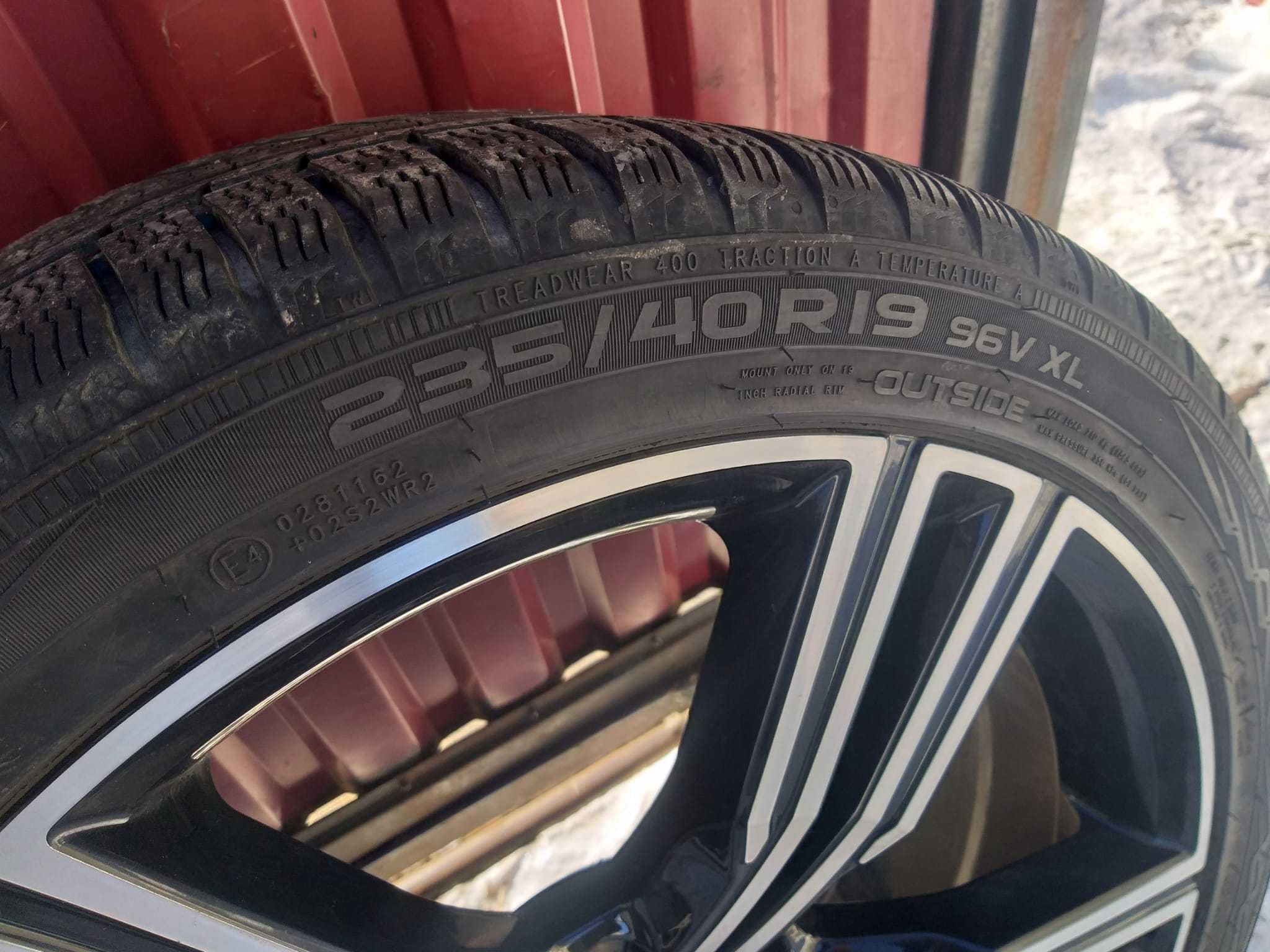 Set 4 Anvelope Iarna Nokian WR A4 235 40 R19 An 2019