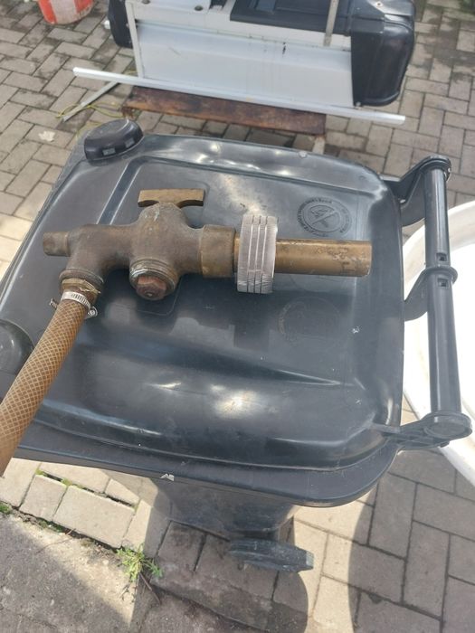 Canea  din bronz și inox