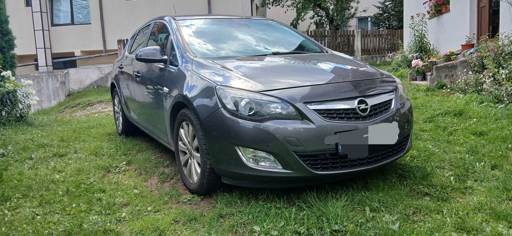 Vand opel astra j