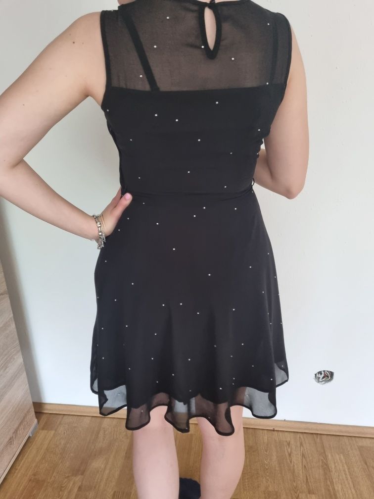 Vand rochie neagra de voal