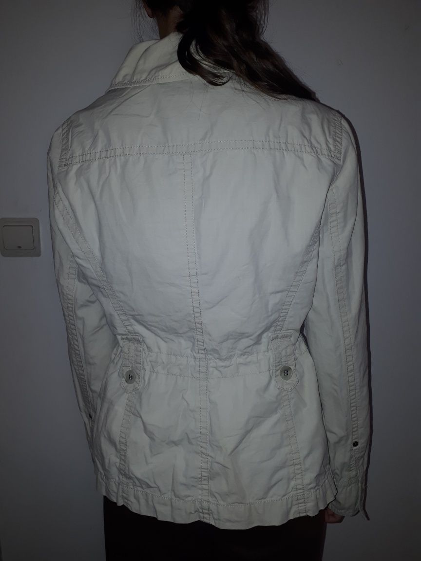 Geaca dama captusita, masura M, marca Esprit