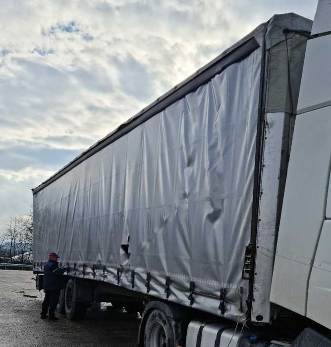 semiremorca SCHMITZ cu prelata cu axe/punti SCHMITZ dezmembrari